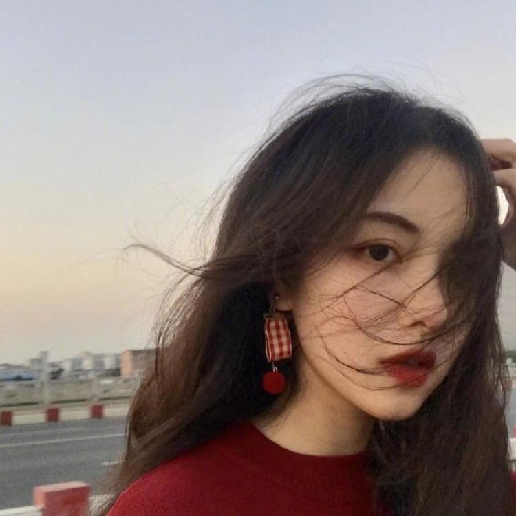 永野芽郁（饰 三条燕） - 音乐MV高清在线观看 - 云端视频